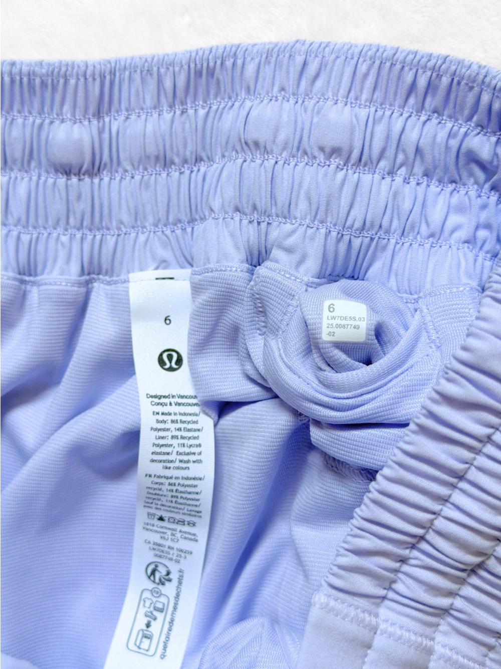 NWT Lululemon Flow Y Bra + Hotty Hot Shorts Set – Serene Blue – Size 6 - Picture 15 of 16